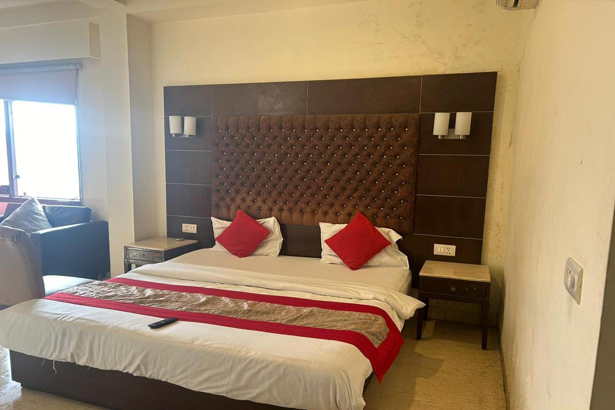 The Metropolis Guest House Near Rk Ashram Metro Station นิวเดลี ภายนอก รูปภาพ