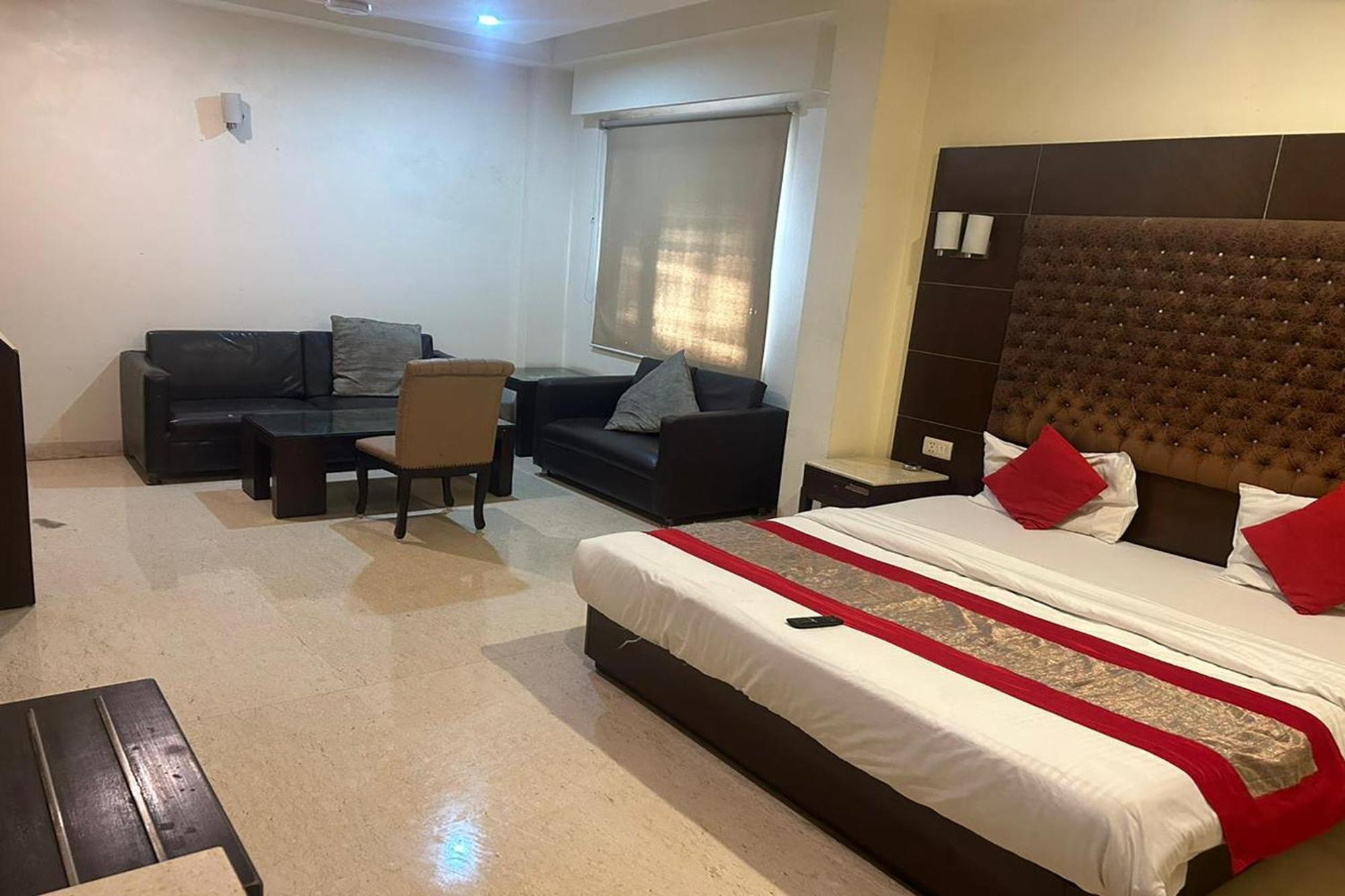 The Metropolis Guest House Near Rk Ashram Metro Station นิวเดลี ภายนอก รูปภาพ