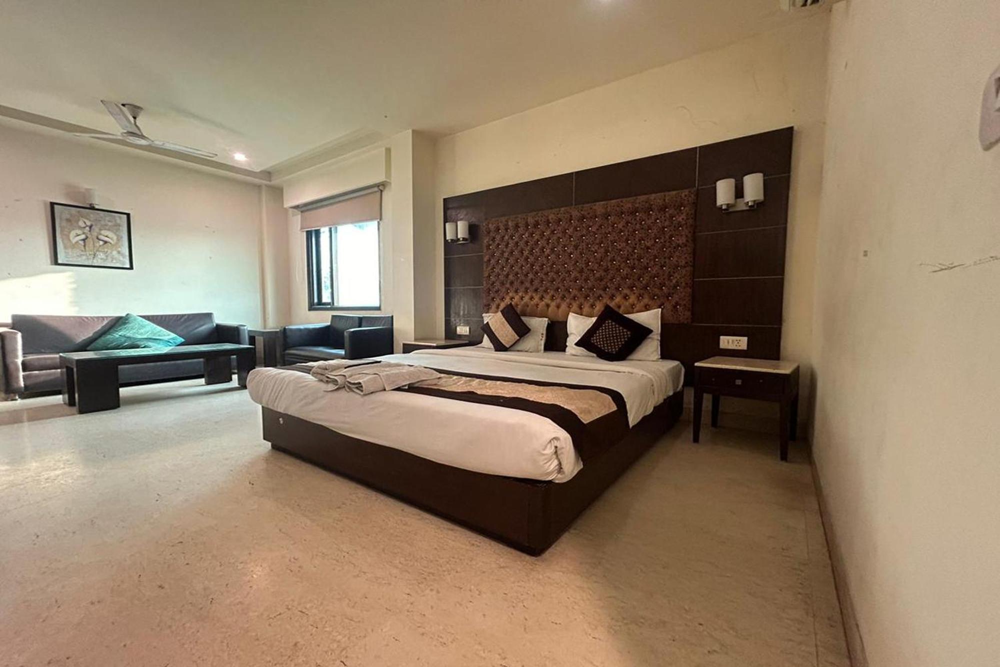 The Metropolis Guest House Near Rk Ashram Metro Station นิวเดลี ภายนอก รูปภาพ
