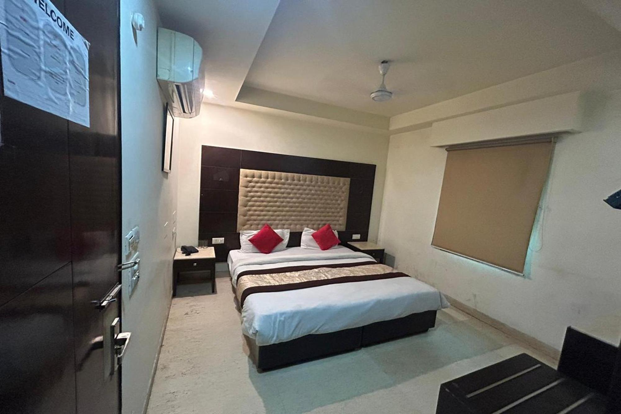 The Metropolis Guest House Near Rk Ashram Metro Station นิวเดลี ภายนอก รูปภาพ