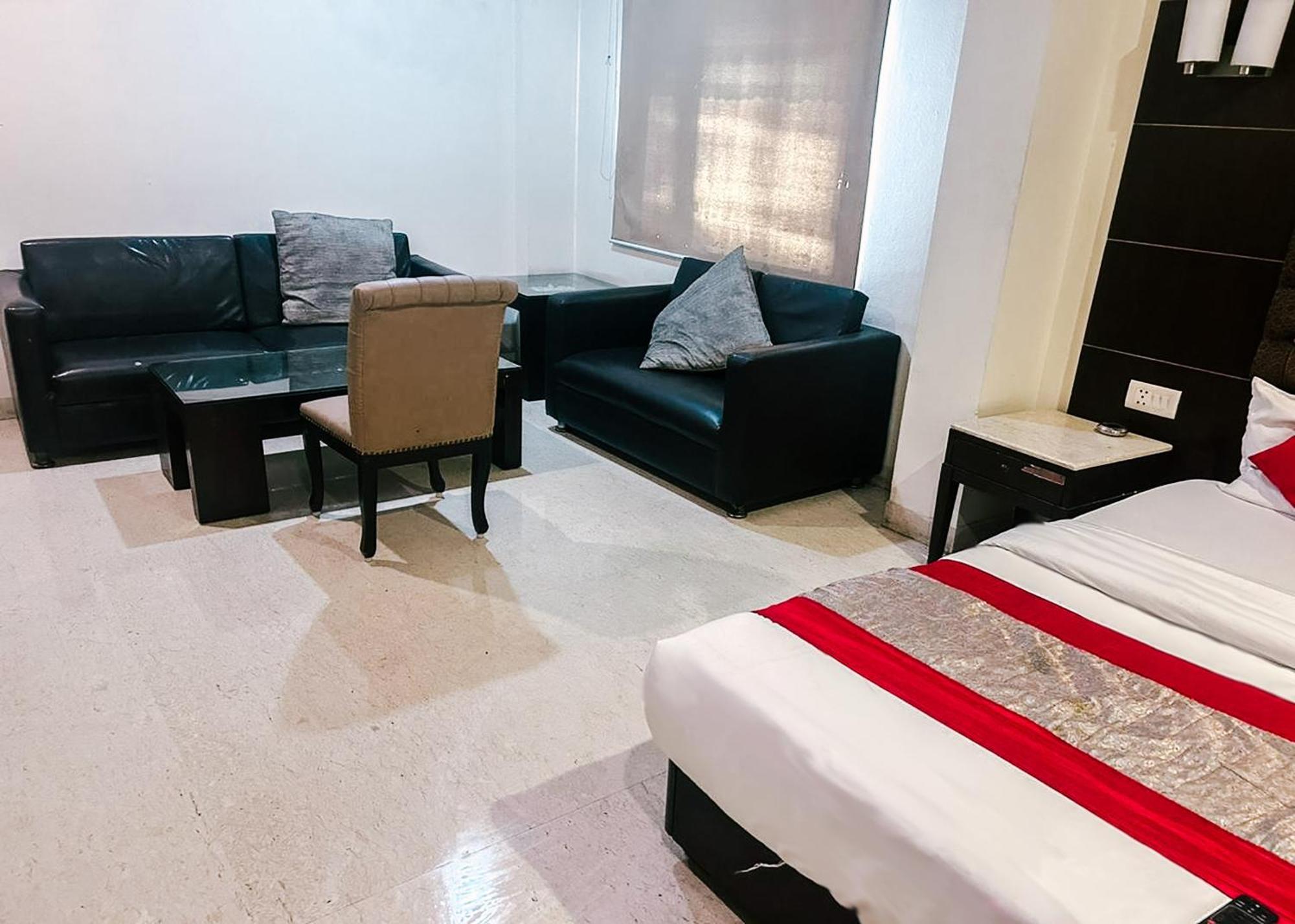 The Metropolis Guest House Near Rk Ashram Metro Station นิวเดลี ภายนอก รูปภาพ