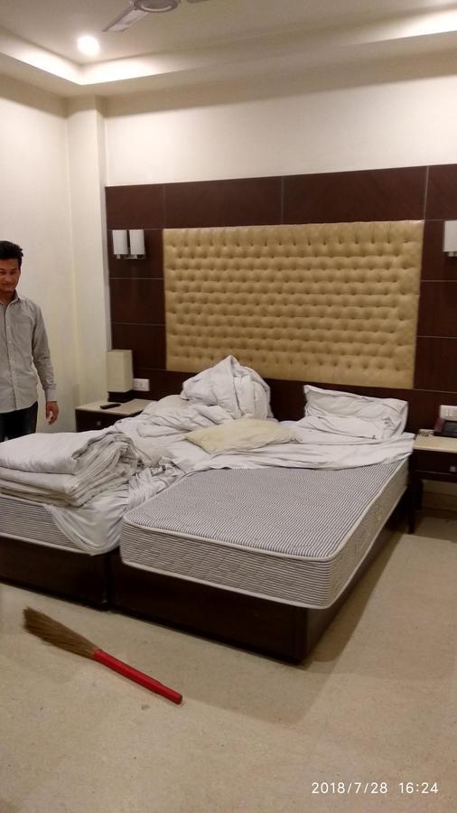 The Metropolis Guest House Near Rk Ashram Metro Station นิวเดลี ภายนอก รูปภาพ